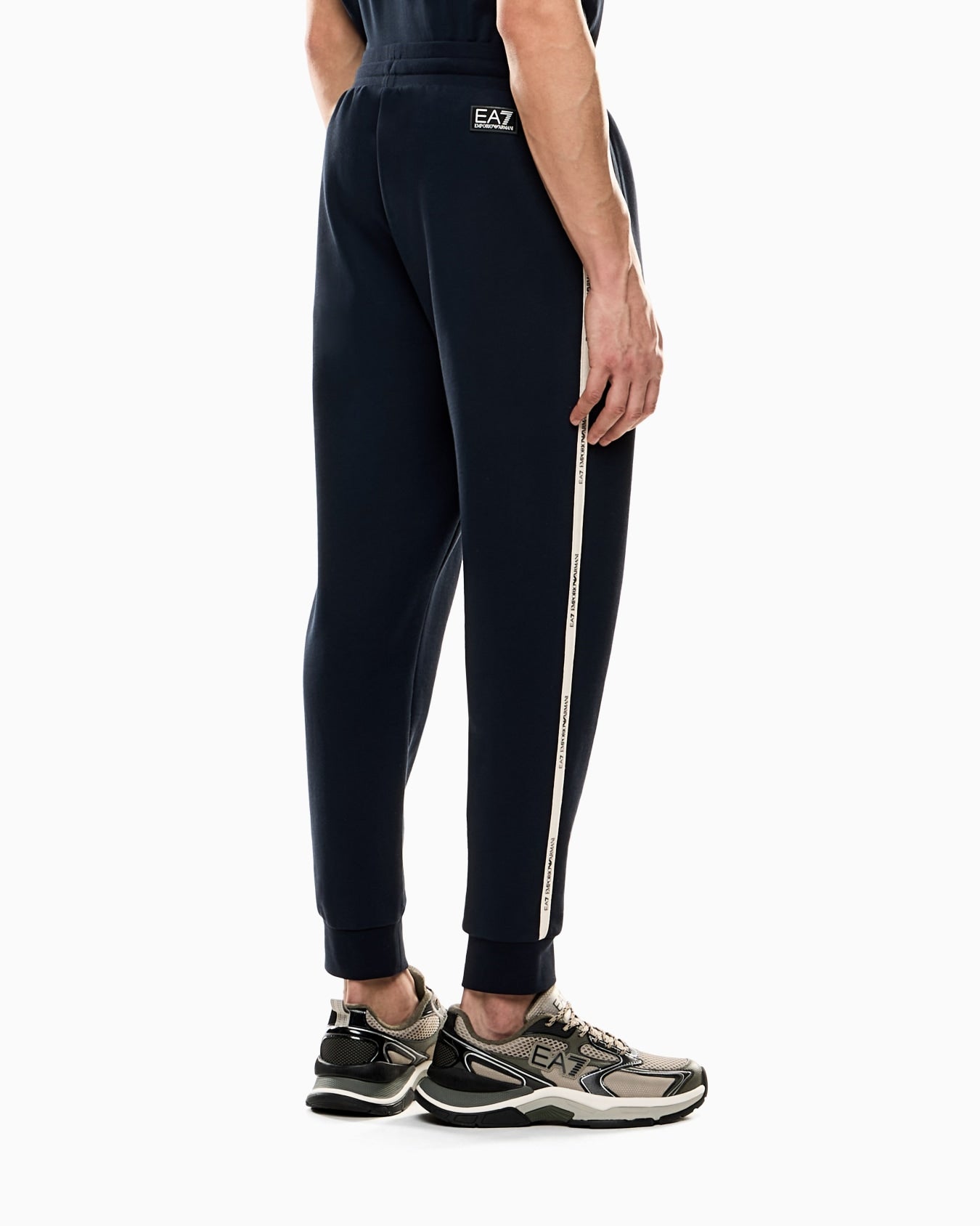 Pantaloni EA7 Emporio Armani 7M000974 AF10377 UB102