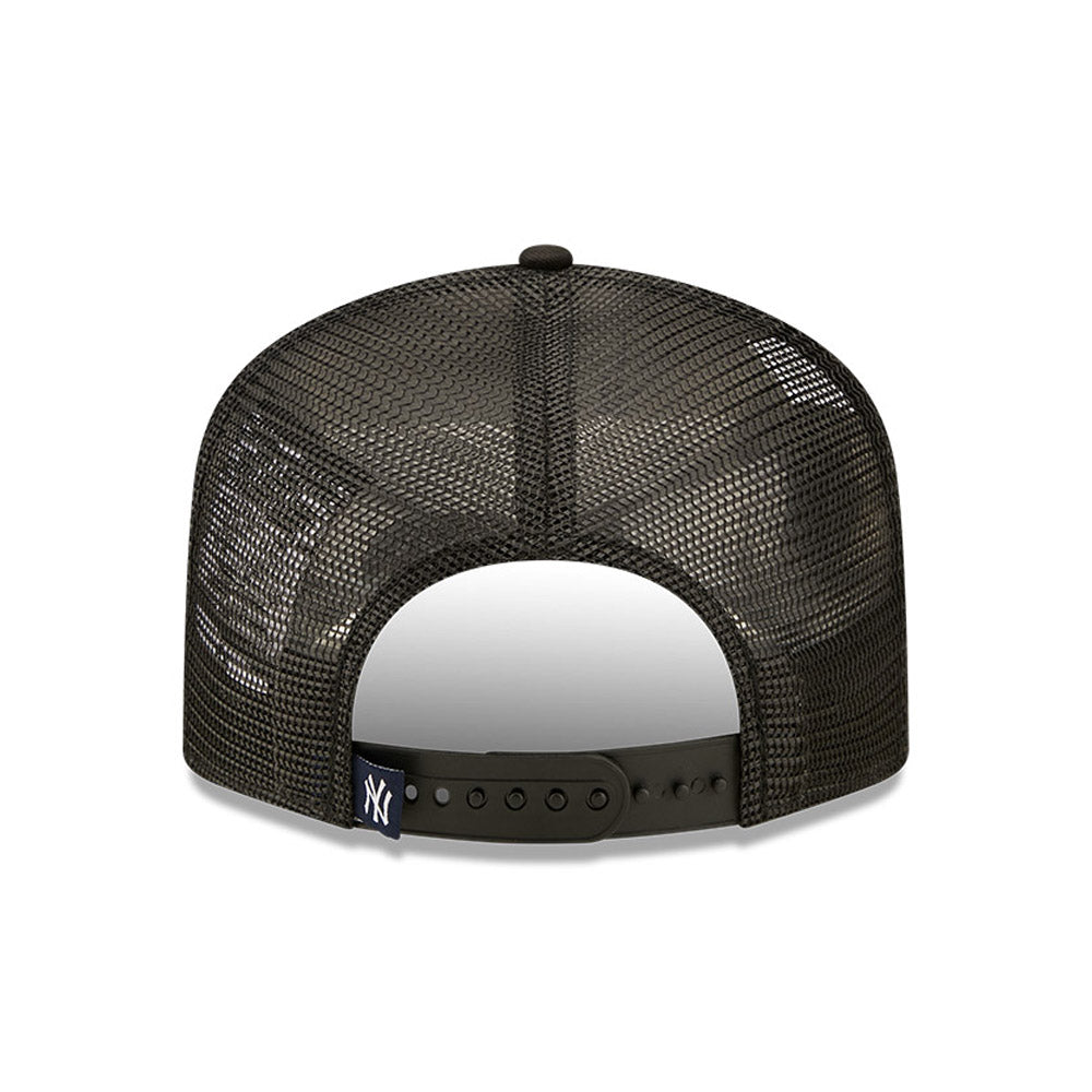 Cappello A-Frame Trucker New York Yankees City Graphic Nero